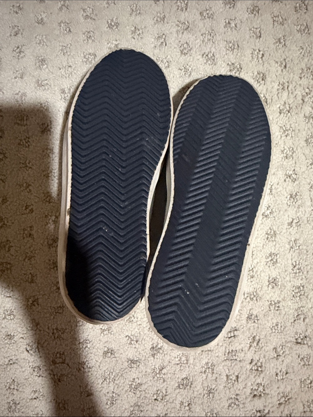GDDB sneakers - good condition. Worn a few times, selling because wrong size. - Picture 10 of 10